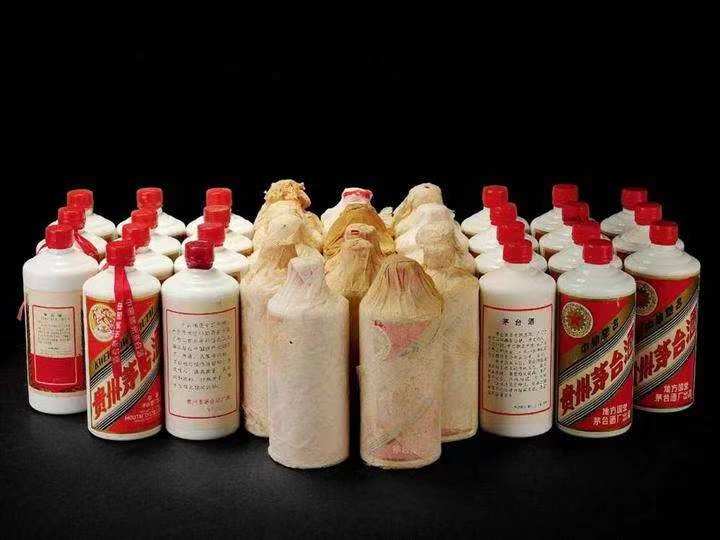 新野日照岚山回收酒价格哪里回收(附近上门回收茅台酒）?